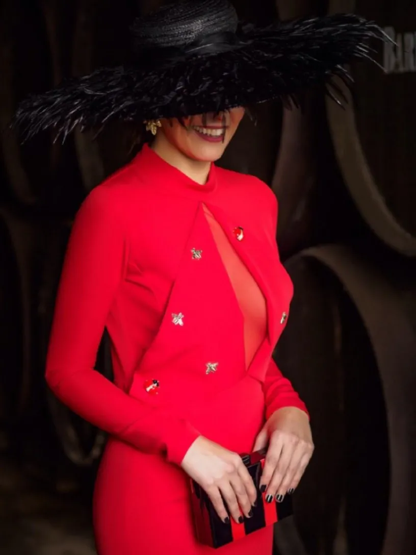 Pamelas-Mariquita Trasquilá PAMELA PLUMAS
