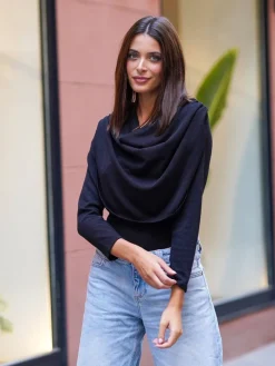 Blusas Y Camisas De Mujer|Blusas Y Tops De Fiesta-Mariquita Trasquilá TOP ESCOTE CASCADA