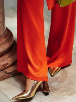 Zapatos De Fiesta-Mariquita Trasquilá ZAPATO SALON Dorado